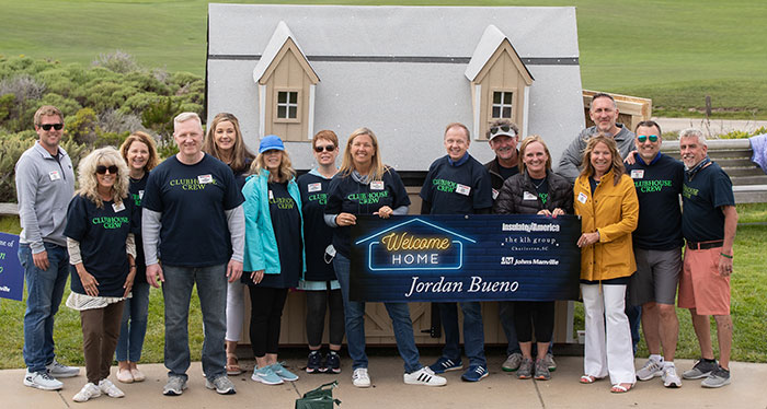 JM Leaders Build Clubhouses